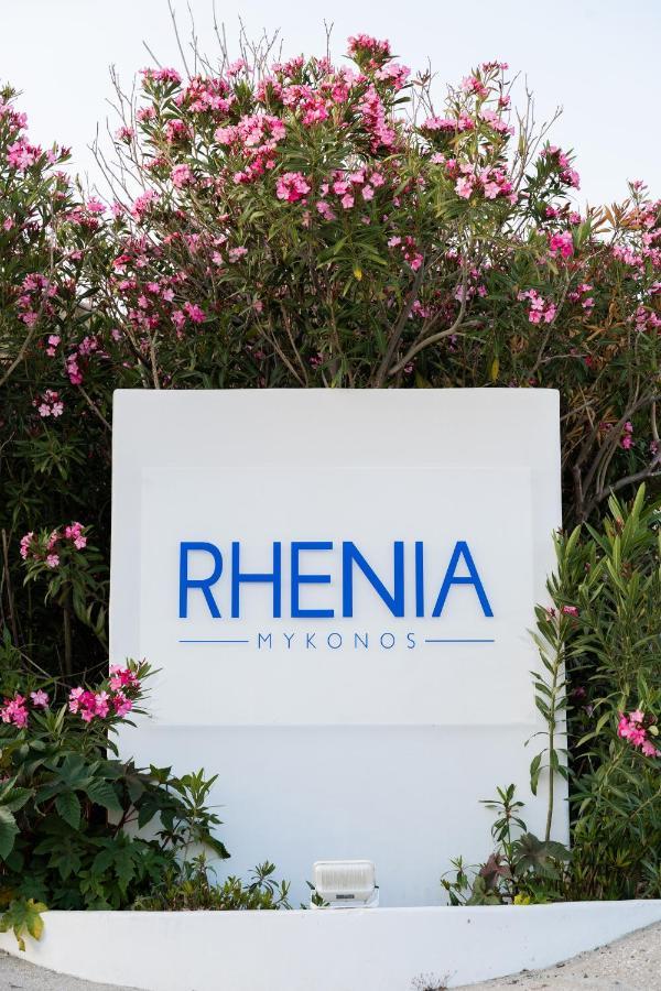 Rhenia Hotel Tourlos Exteriör bild